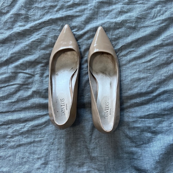 3/$10 🏷️ David’s Bridal pumps - Picture 10 of 10
